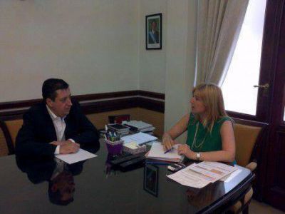 N�stor �lvarez confirm� espect�culos y habl� de obras para su distrito