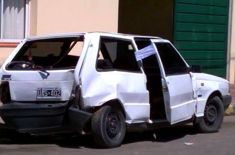 Entraron a robar, chocaron y los detuvieron