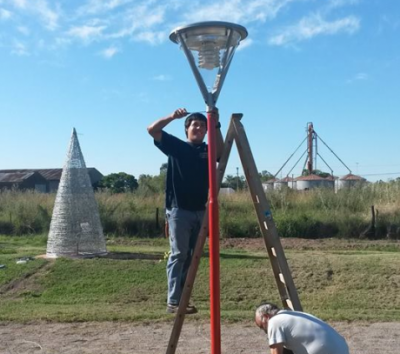 Se inauguraron obras de iluminaci�n en la localidad de Quiroga