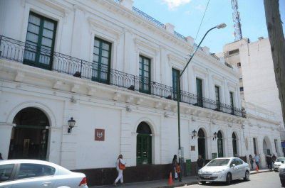 Por la falta del Presupuesto, la Justicia recibir� 168 millones de pesos menos