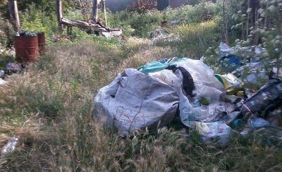 Califican de �irresponsable� al Obispado por basural en el barrio Alfar