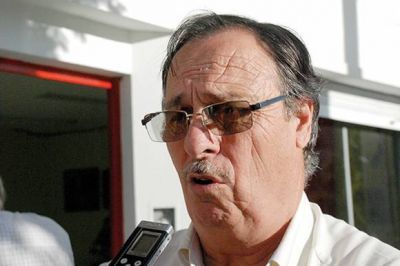 Gaspar se sum� a otros radicales y alent� un acercamiento al PRO