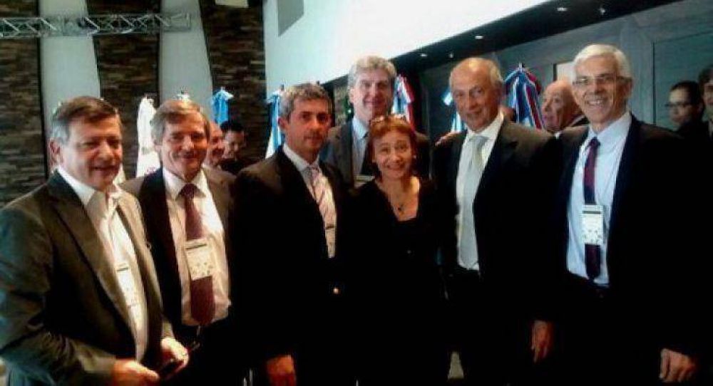 Peppo deline� agenda de trabajo con las fuerzas de seguridad