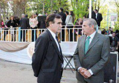 Bertoldi aguarda un gui�o de Sapag por las elecciones 