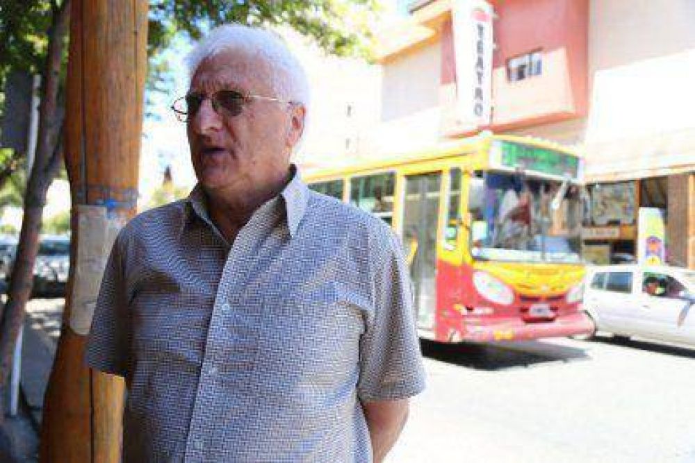 Empresario de Tres de Mayo calific� como �llamativo� el incendio de unidades