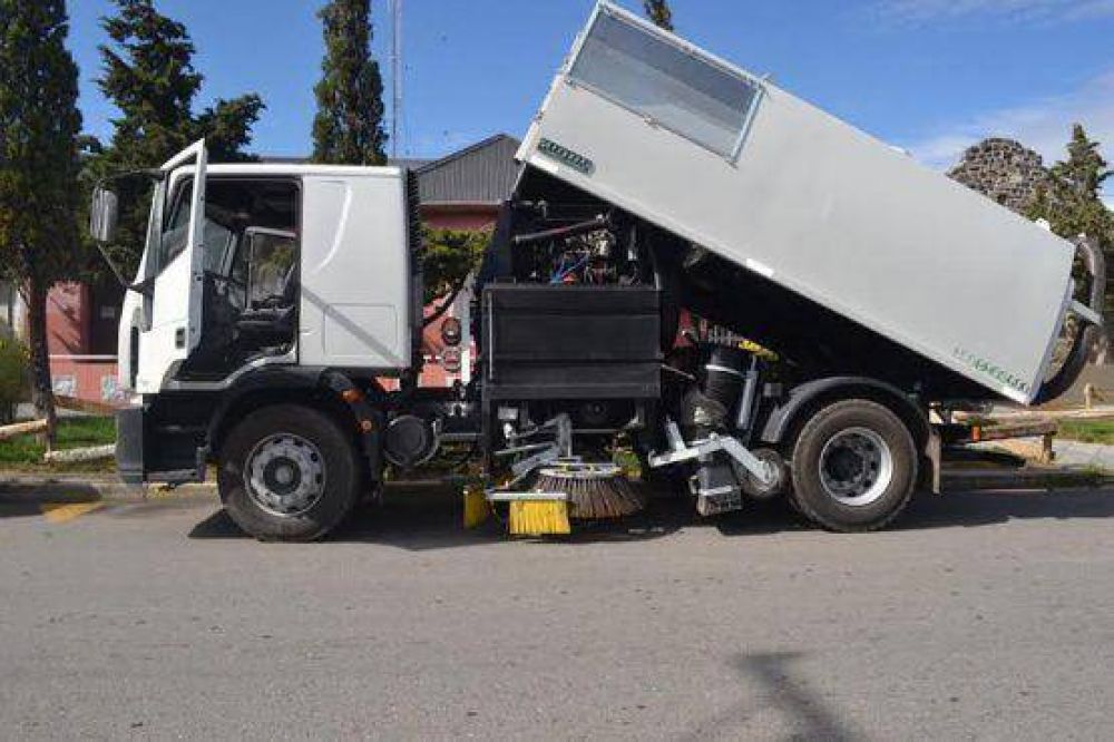 Nuevo Cami�n Barredor ECO BAOS 600 para Las Heras
