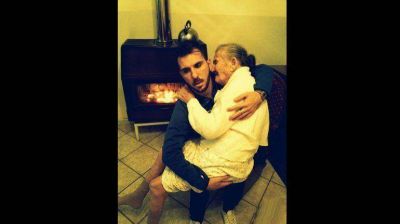 La historia de la foto viral que conmueve en Facebook