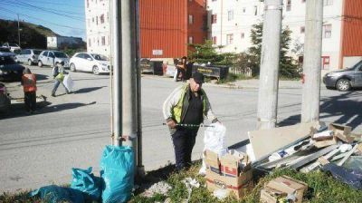 Siguen las tareas intensivas de limpieza en el comienzo de a�o en Ushuaia