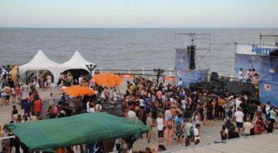 El Torre�n del Monje se visti� de fiesta para recibir a los Reyes Magos de la mano de SuperTenedores y Canal 10