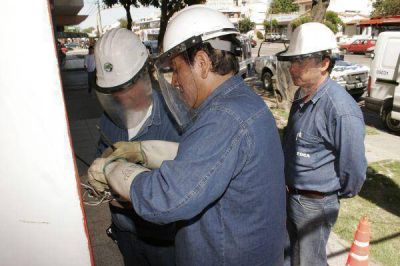 DETECTAN FRAUDE EL�CTRICO EN COMERCIO