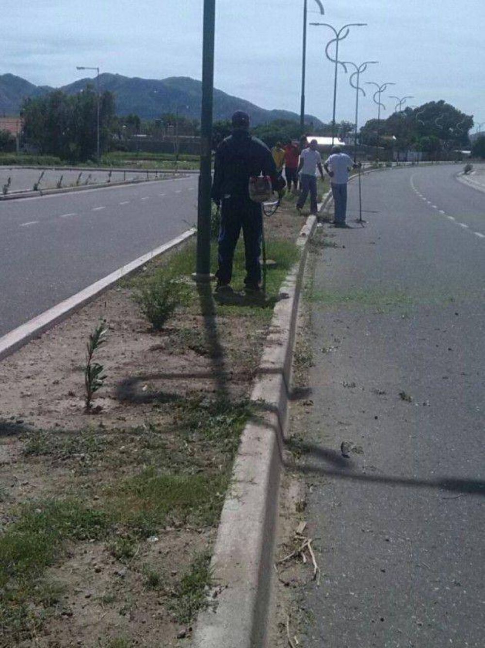 Contin�an los trabajos en la avenida Eva Per�n