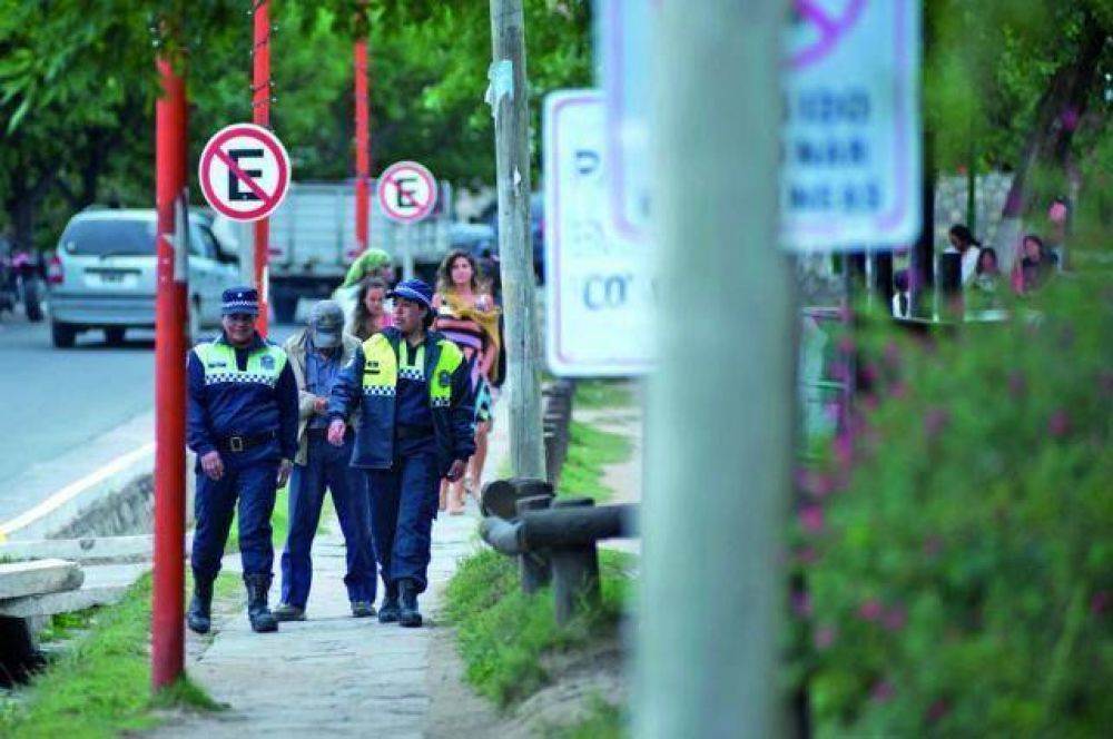 Durante el �Operativo Verano� la Polic�a tendr� tolerancia cero al consumo de alcohol en la calle