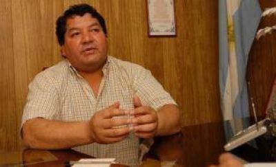 Orellana dice que Alperovich busca presionar a los d�scolos
