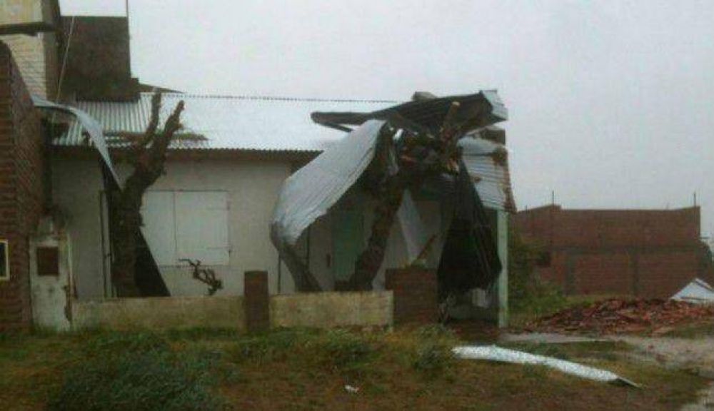 140 evacuados y daos en Claromec: habra sido la cola de un tornado