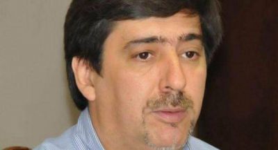 Gustavo no se apura y tampoco lo apresura el regreso de Capitanich