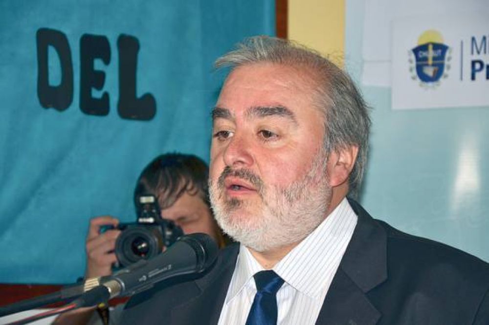 Z�rate: �ha disminuido mucho� la cantidad de robos en escuelas