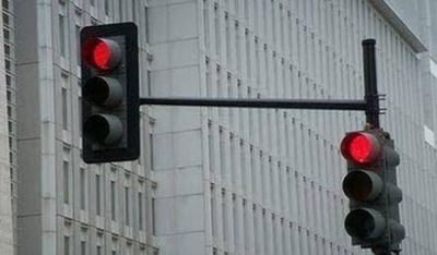 Los sem�foros no se apagar�n con los cortes