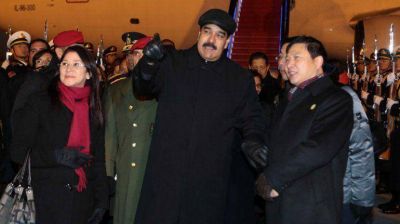 Maduro viaj� a China en busca de ayuda para superar la grave crisis econ�mica venezolana