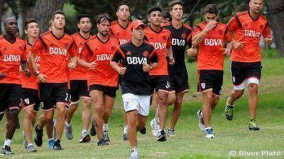 El Mu�e por delante