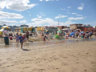 Preocupa el �desmesurado� uso de carpas por playas privadas