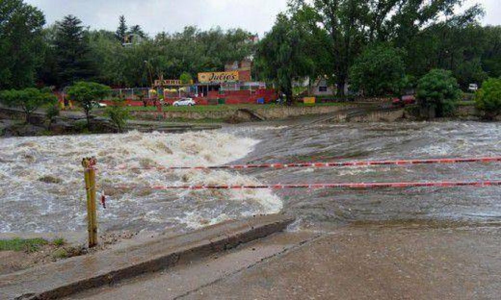 Por la creciente m�s de un centenar de evacuados en Traslasierra