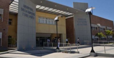 Pasar�n a planta permanente a contratados concursados del Hospital de la Madre y el Ni�o en forma paulatina