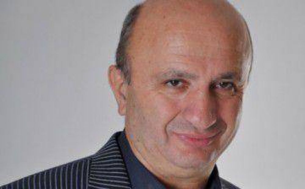 Russo: �Se va terminando la pol�tica que nos llev� al fracaso�	