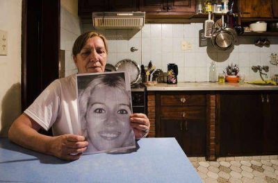 DESESPERADA B�SQUEDA DE UNA JOVEN