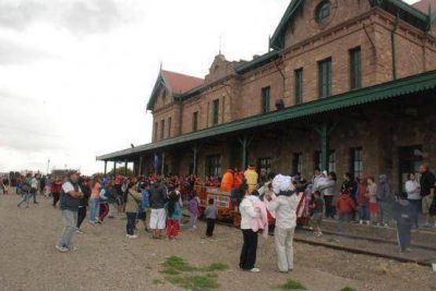 Los peque�os esperaron a los Reyes Magos en la Estaci�n