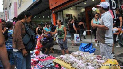 Control Comercial secuestr� ropa y textiles que se vend�an de forma ilegal 