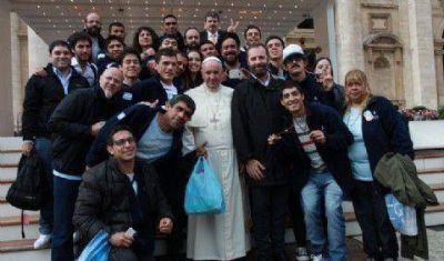  Cuando los victimarios se visten de v�ctimas Detr�s de una visita al Papa, una oscura historia que envuelve al 