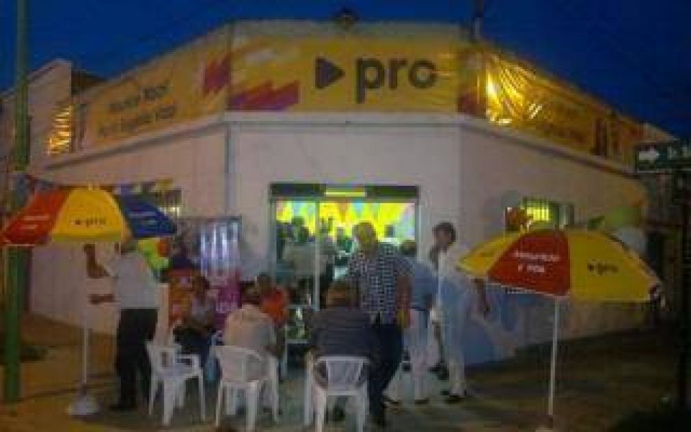 Elecciones 2015: El Pro inaugur local en Ensenada