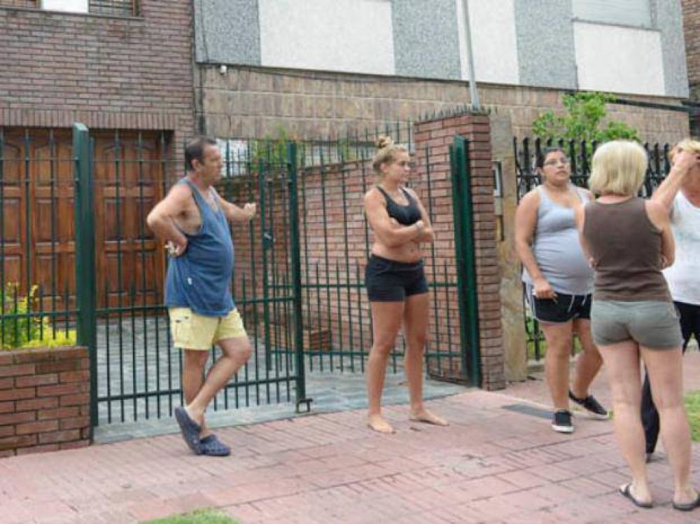 Asaltan a una familia en su casa de Alberdi en una nueva entradera