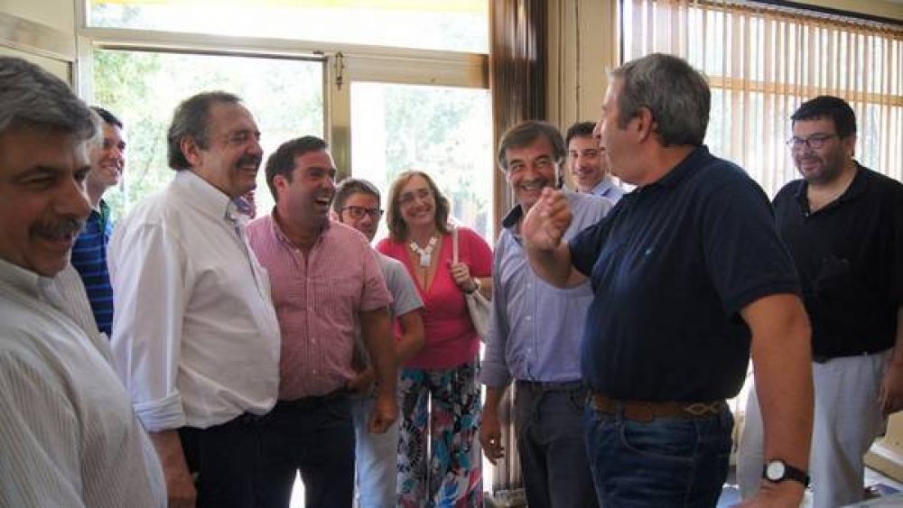 Tras la postal playera, Binner y Cobos vuelven a hablar de una f�rmula