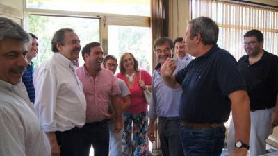 Tras la postal playera, Binner y Cobos vuelven a hablar de una f�rmula