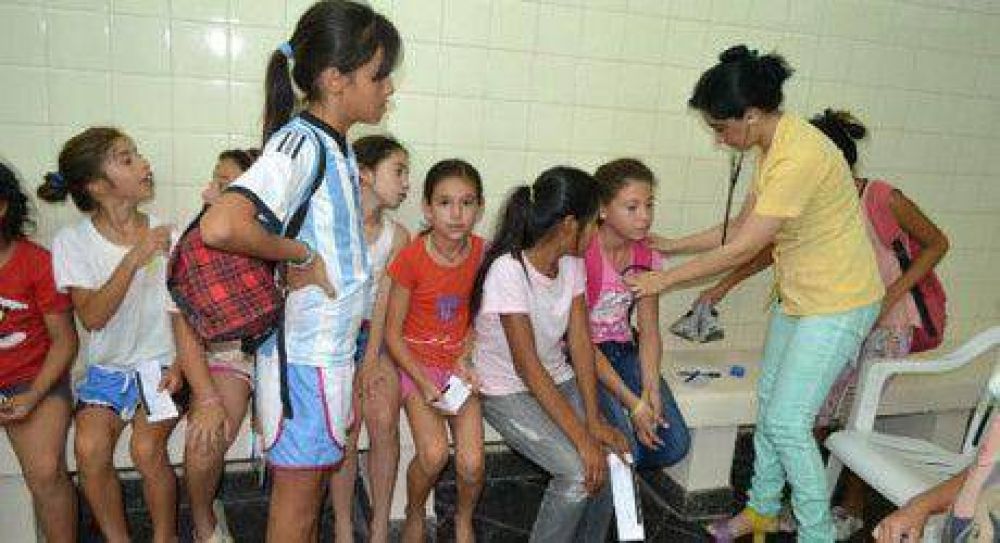 Desarrollo Humano acent�a prevenci�n de enfermedades en la colonia de vacaciones