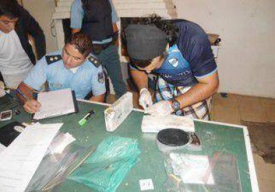 Detenidos por comercializar drogas en un camping 