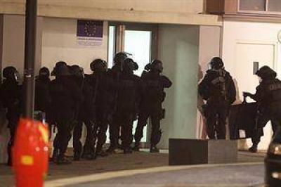 Atentado en Francia: se entreg� uno de los sospechosos