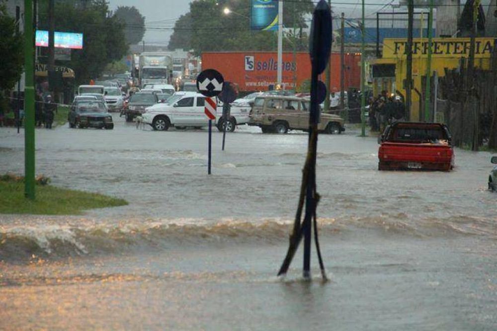 Suman 33 las familias evacuadas en la Costa del Uruguay 