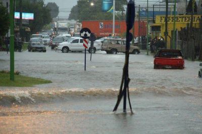 Suman 33 las familias evacuadas en la Costa del Uruguay 