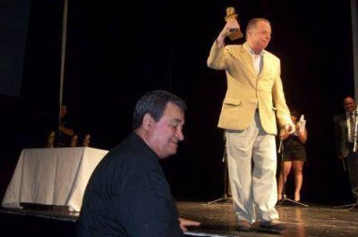 Premio Leonardo Favio a la Cultura F�sica para V�ctor Lupo