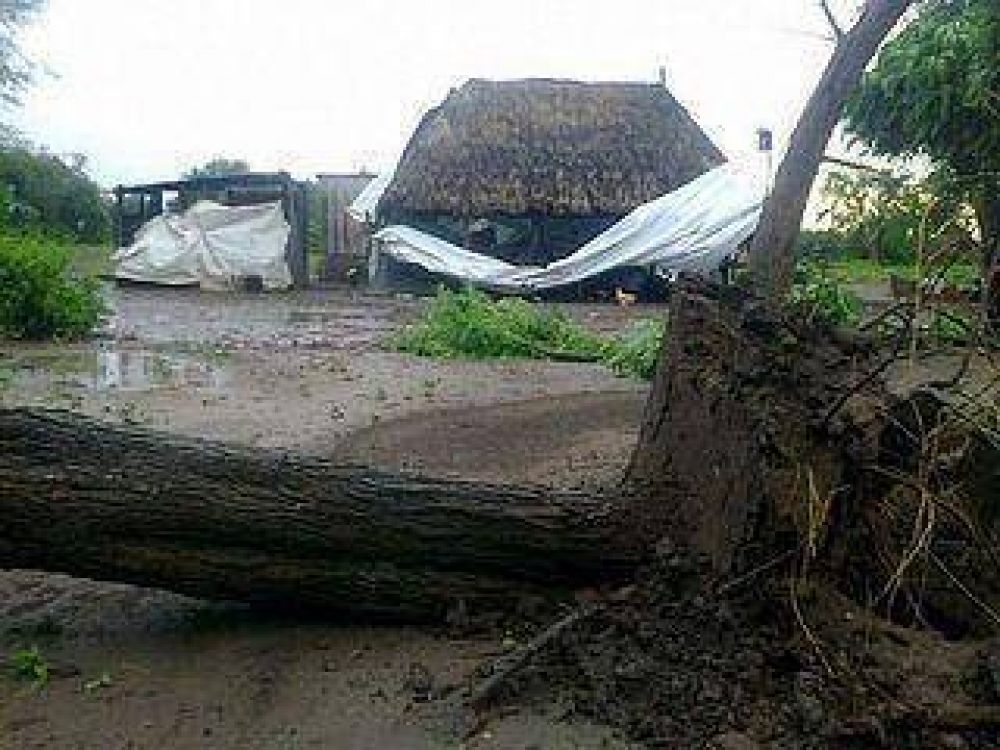 Vinalito  destacaron asistencia a los vecinos afectados por las tormentas