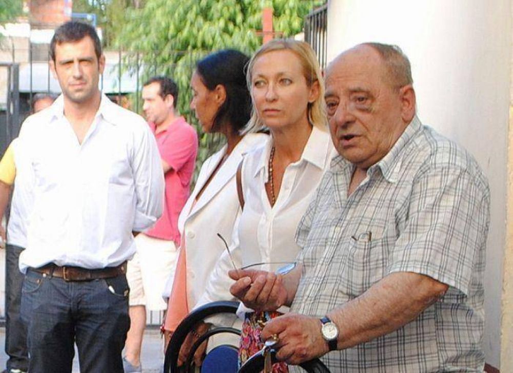 Arroyo le pidi� a marplatenses que se movilicen, rodeen Tribunales y exijan medidas contra menores delincuentes