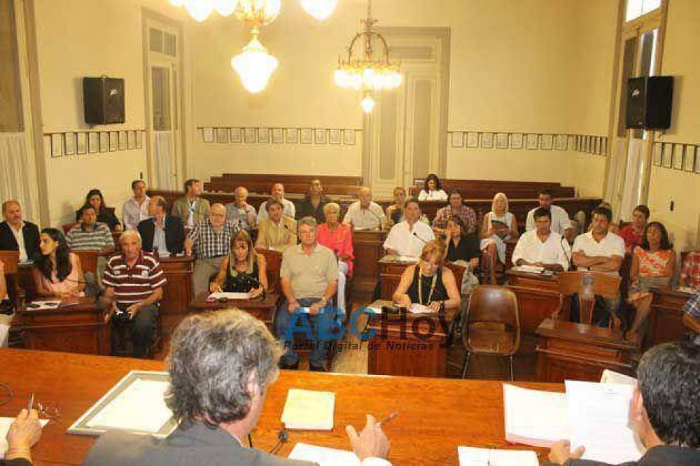 La UCR con sus mayores contribuyentes refrend� el presupuesto 2015