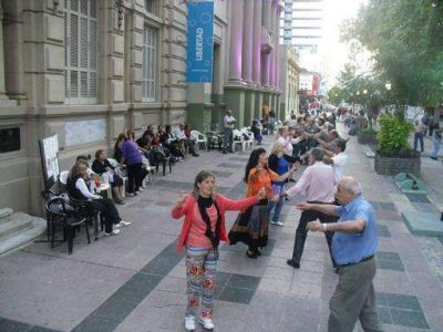 Realizan en Quilmes el encuentro �Primero lo nuestro verano 2015�