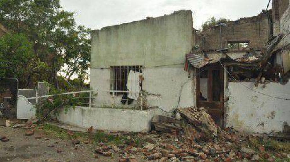 Temporal en Bah�a Blanca: muri� una nena de 2 a�os y 6 personas heridas