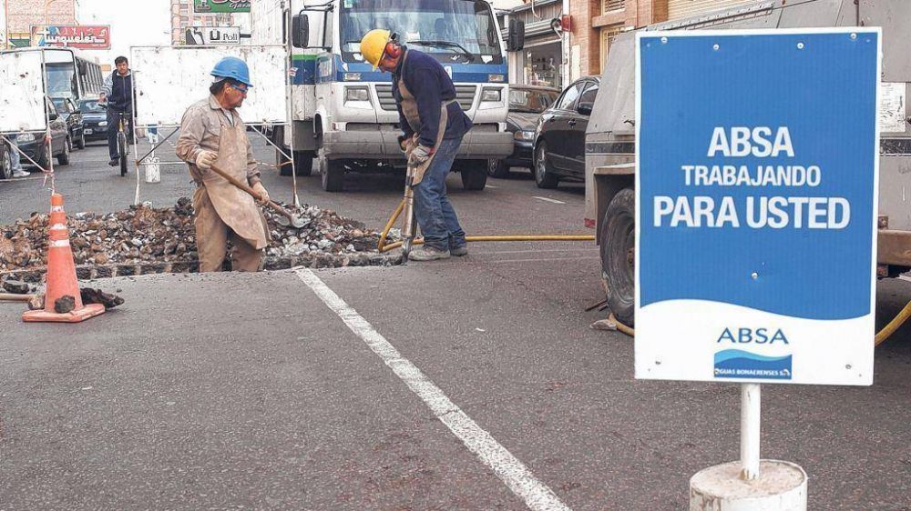 ABSA inform� que Villa Delfina e Ingeniero White no tienen agua por un ca�o roto