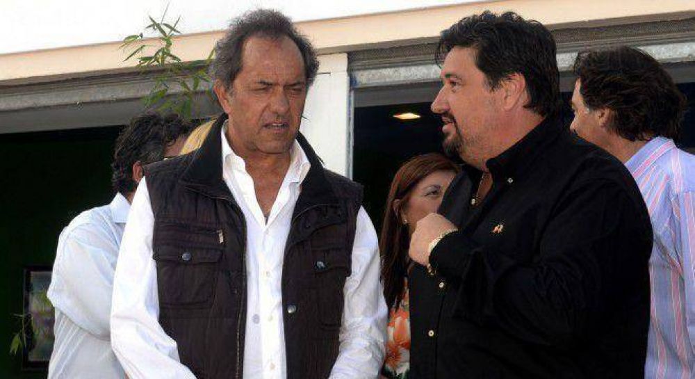 Desafo de los gobernadores a Cristina: Closs se muestra con Scioli
