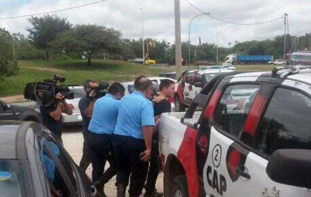 Caen polic�as acusados de robo con falsos oficios en C�rdoba