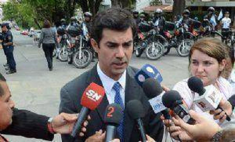 Juan Manuel Urtubey se refiri� a la denuncia contra el Intendente Mazzone